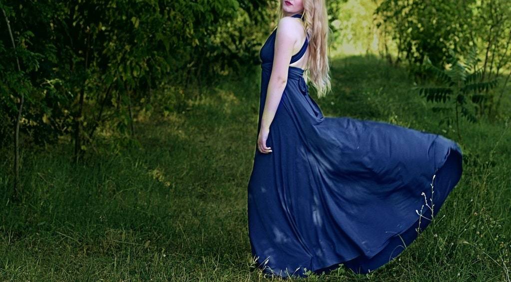 Elégance et raffinement choisir la tenue idéale pour un mariage